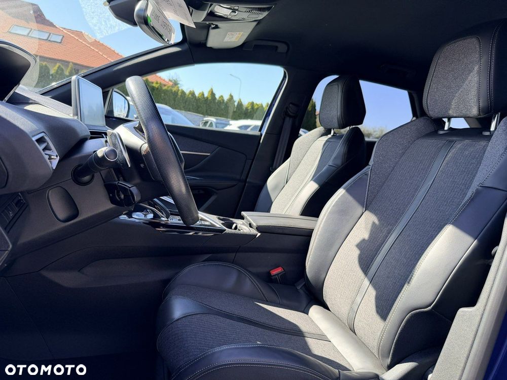 Peugeot 3008 THP 165 EAT6 Stop & Start Allure - 32