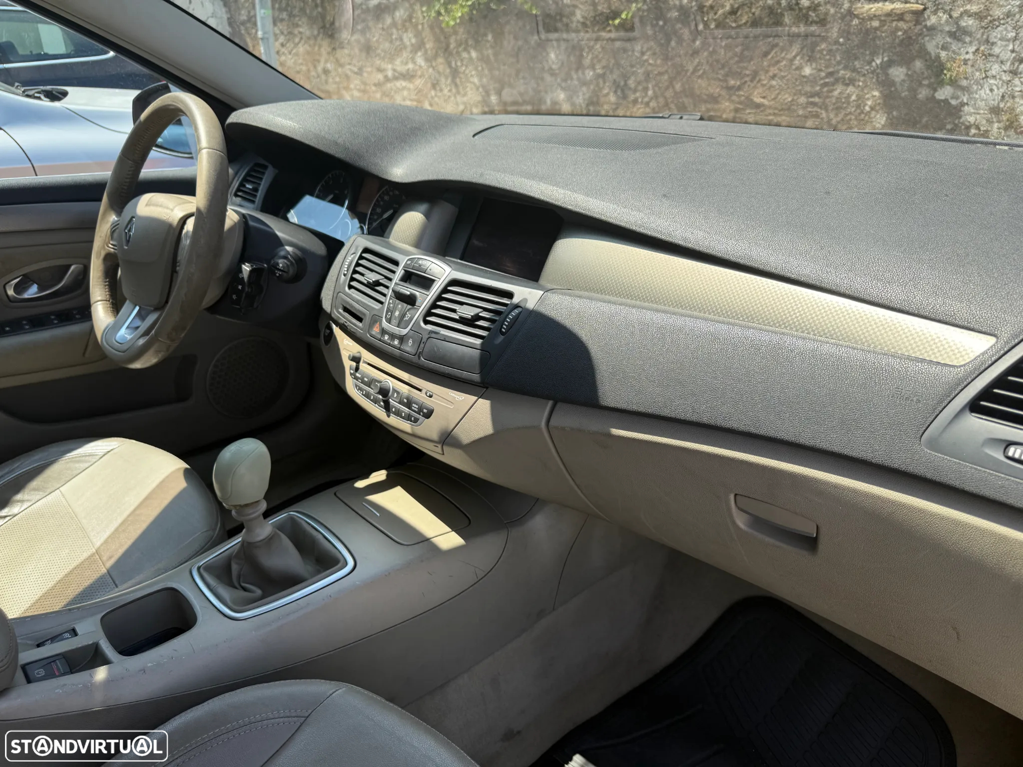 Renault Laguna 2.0 dCi Luxe - 9