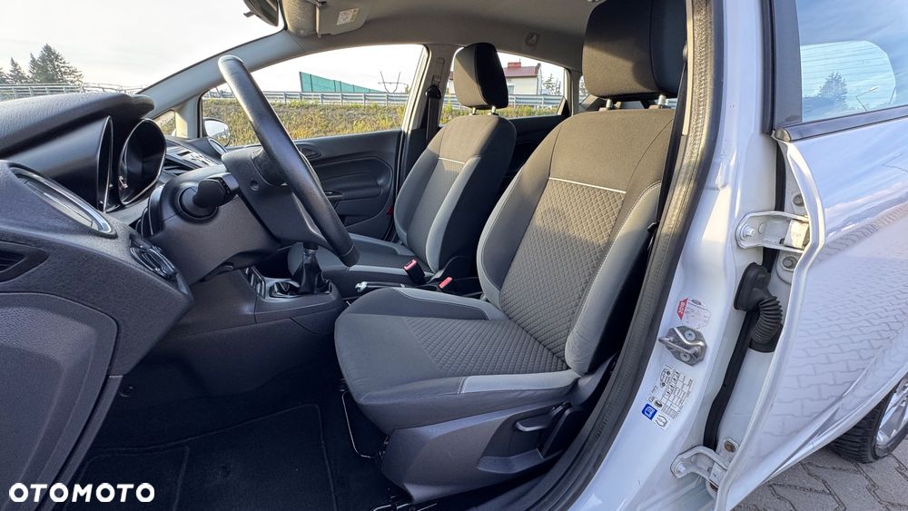 Ford Fiesta 1.5 TDCi Titanium - 15