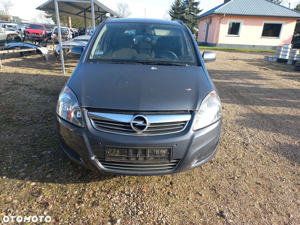 Opel Zafira B 1.6 16V 10r Z168 lampa przednia prawa lewa ciemna - 1