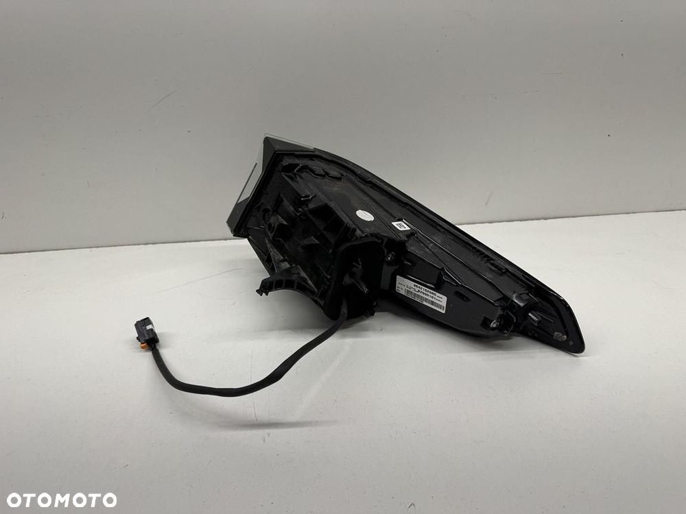 Tylna Lewa Lampa  Peugeot 3008 III 23- 9842102580 - 2