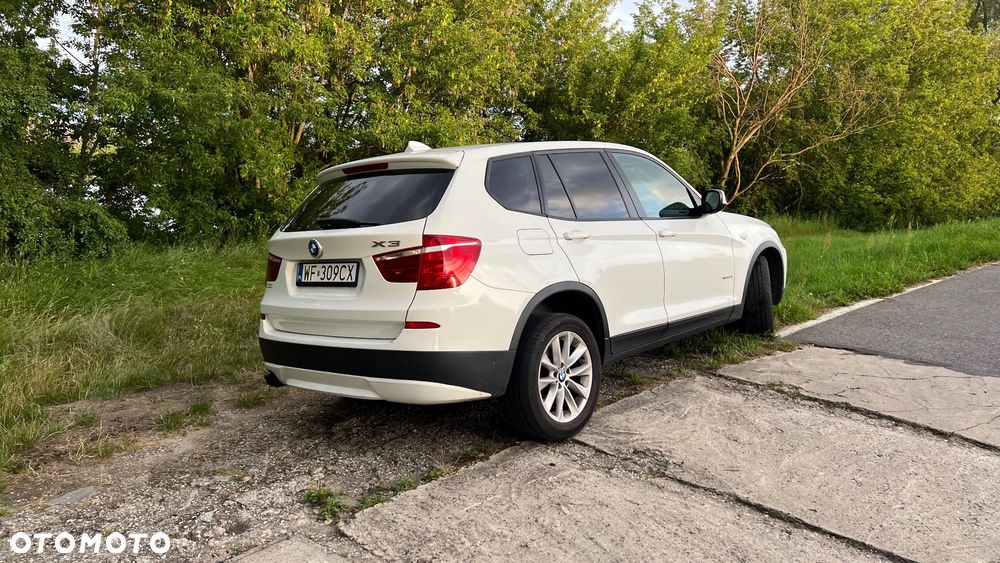 BMW X3 28i xDrive - 3