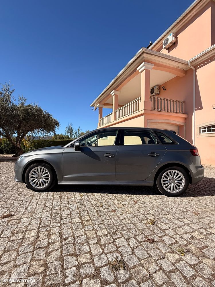 Audi A3 Sportback 1.6 TDI - 3
