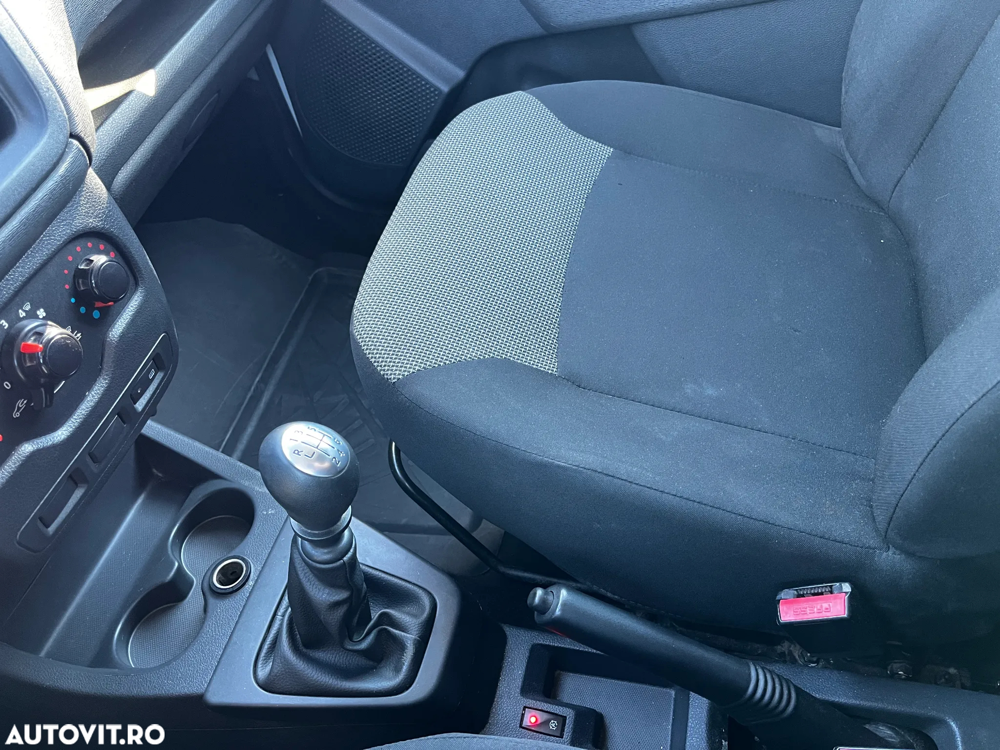 Dacia Dokker 1.5 Blue dCi Ambiance - 16