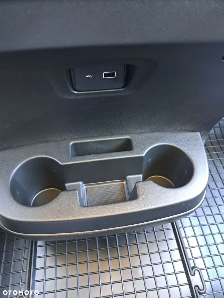 Fiat Ducato Kontener z windą - 30