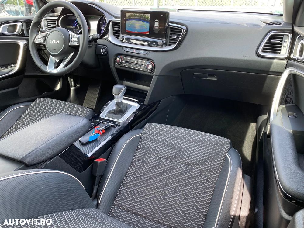 Kia XCeed 1.6 GDI 6DCT PHEV Vision - 4
