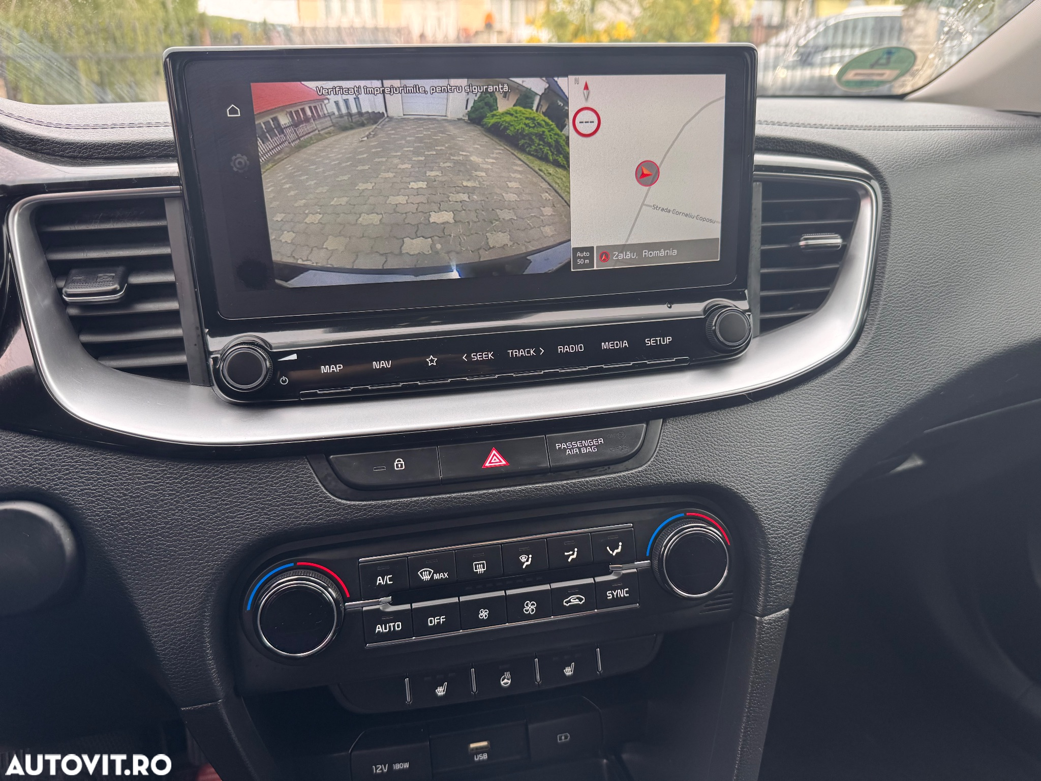 Kia Ceed 1.6 CRDi (48V Mild-Hybrid) DCT7 Vision - 27