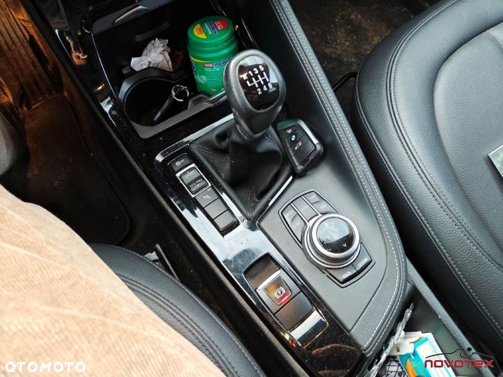BMW X1 sDrive18i Advantage - 10