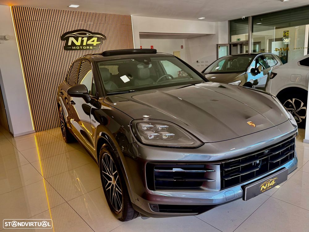 Porsche Cayenne - 40