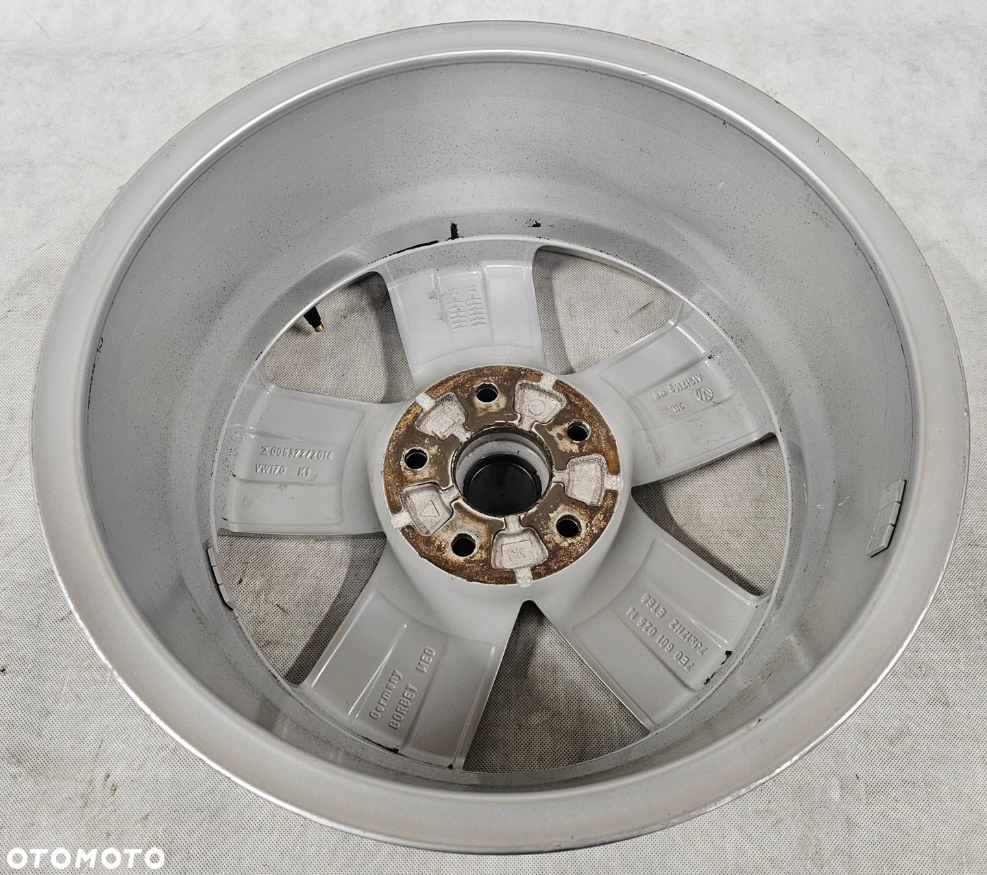 Felga VW T5 T6 7x17 ET56 7E0601025M - 4
