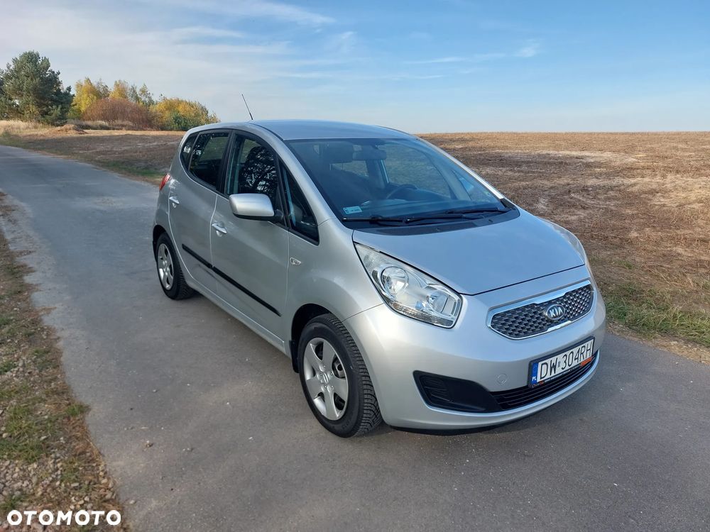 Kia Venga - 7