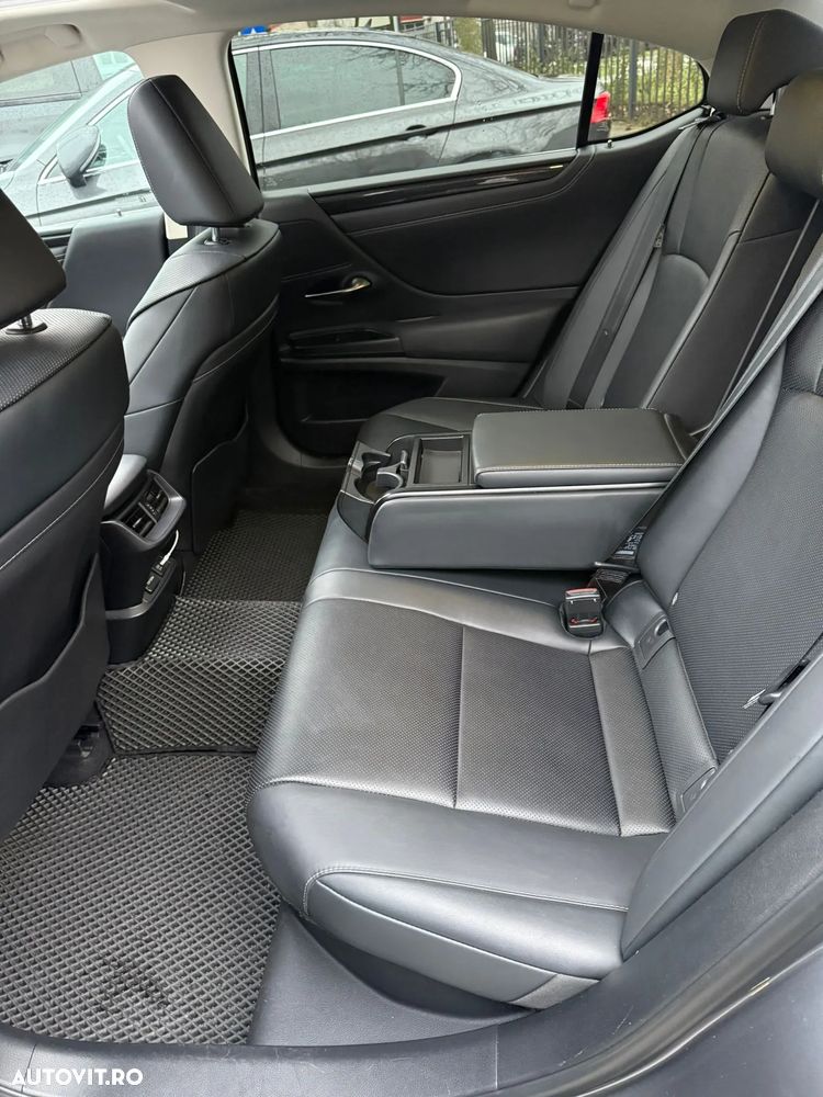 Lexus Seria ES 300h Business Edition - 9