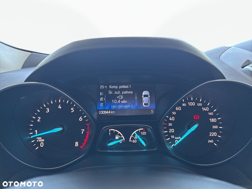 Ford Kuga - 28