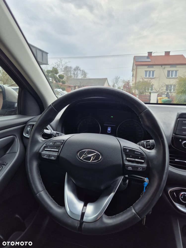 Hyundai i30 1.5 DPI Modern - 11