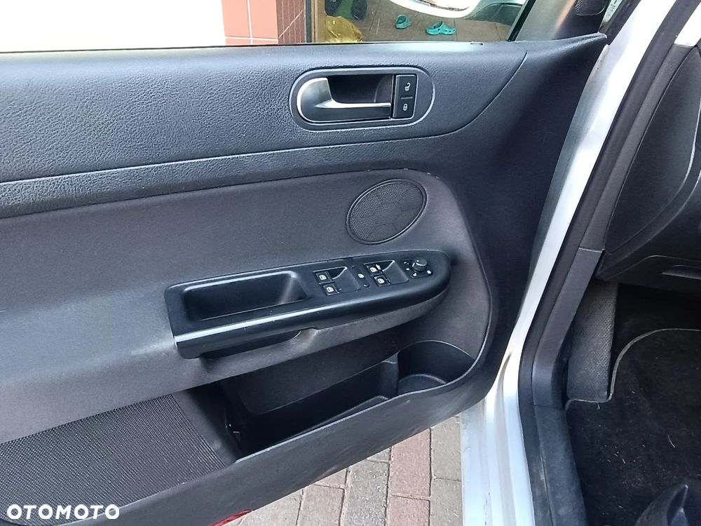 Volkswagen Golf Plus 1.4 TSI DSG Highline - 10