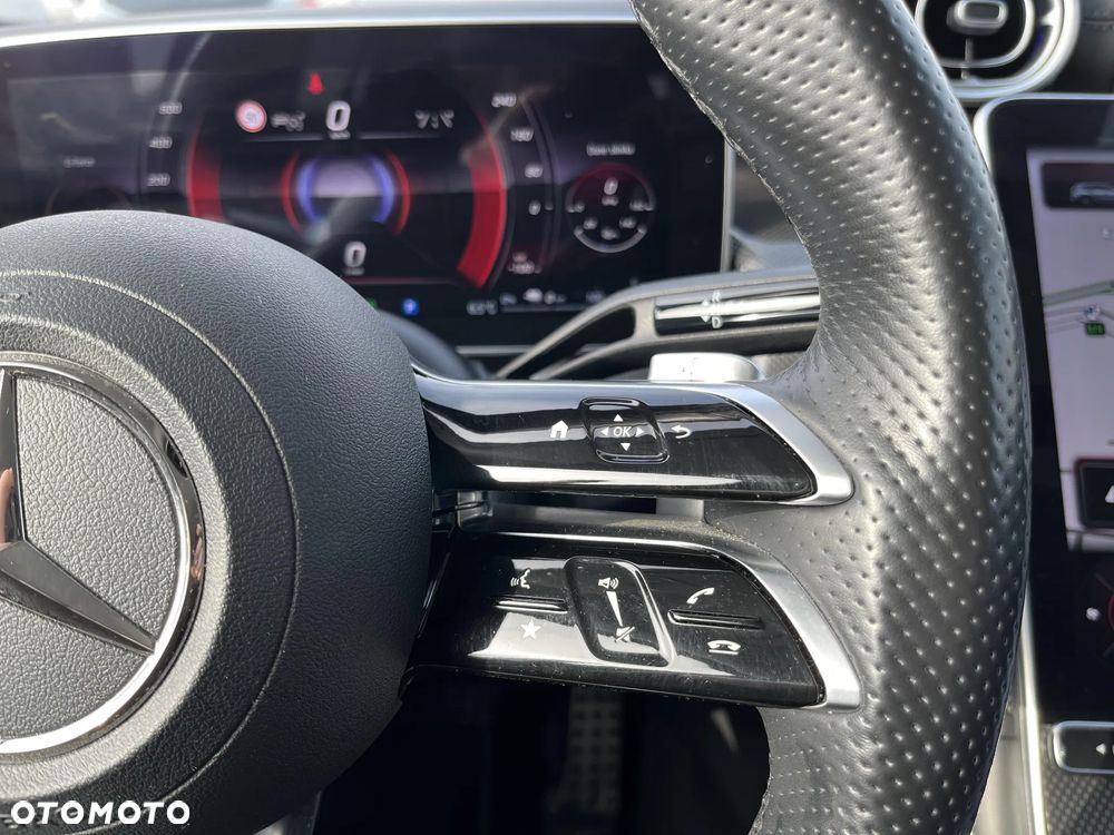 Mercedes-Benz GLC 300 e PHEV 4-Matic AMG Line - 22