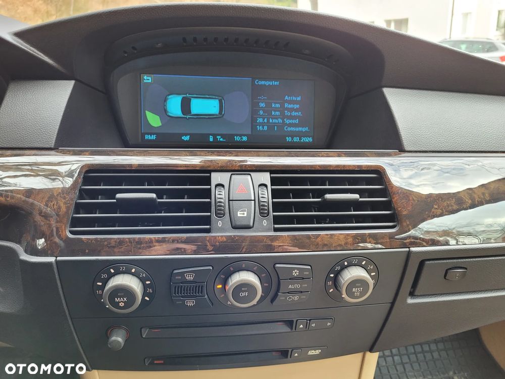 BMW Seria 5 - 13