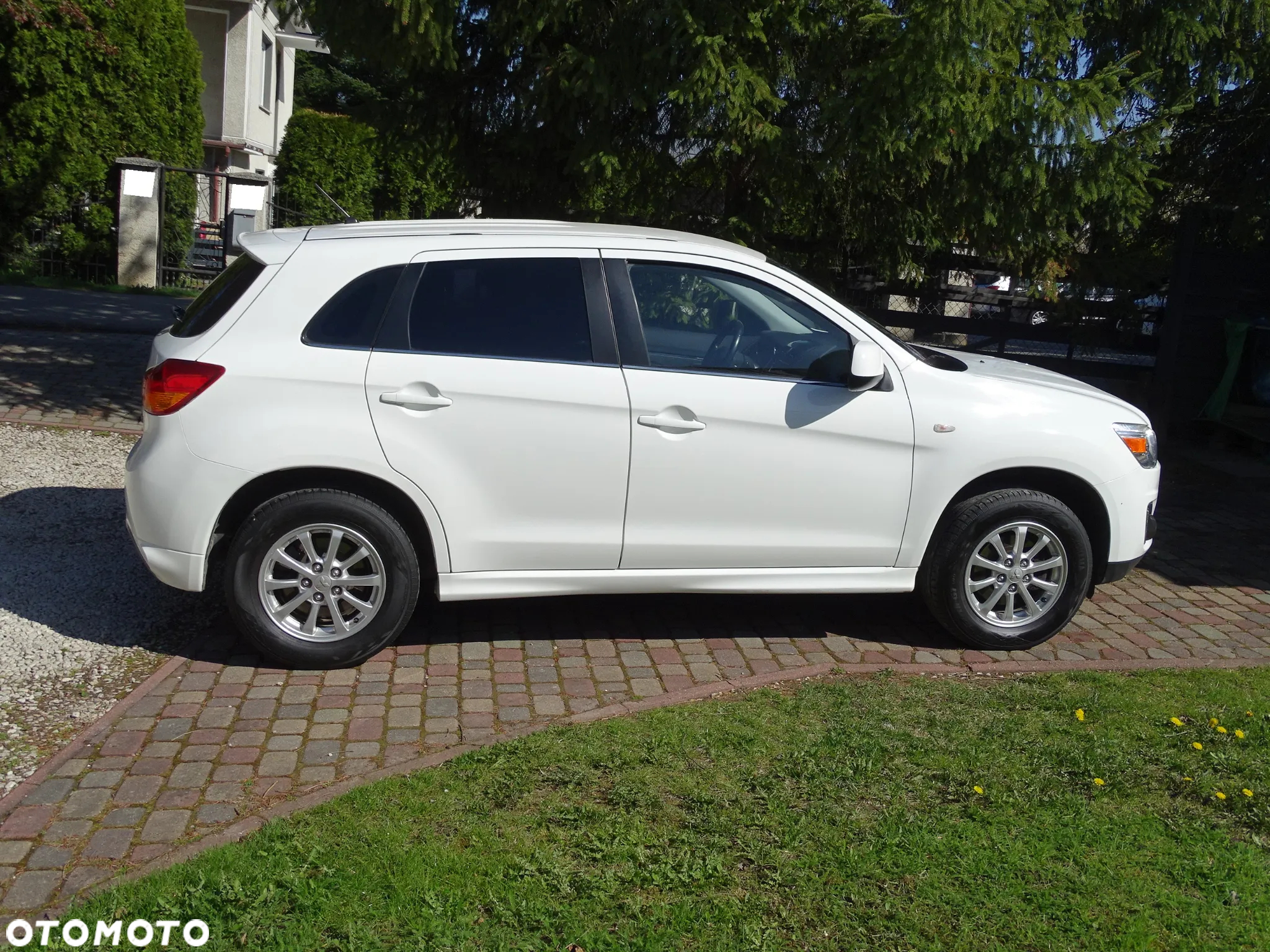 Mitsubishi ASX 1.6 Intense - 29
