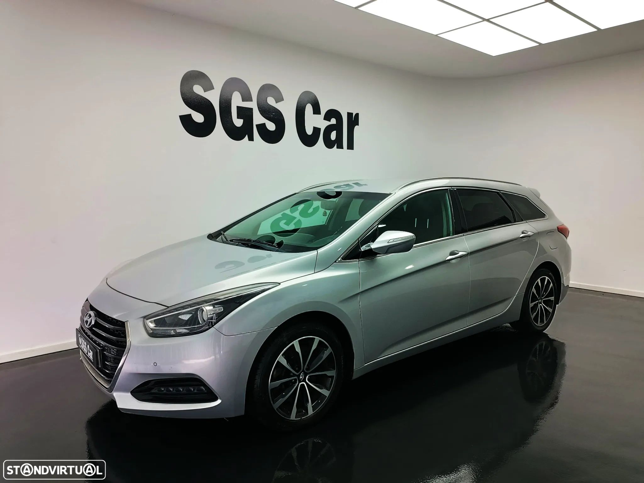 Hyundai i40 SW 1.7 CRDi Blue Comfort - 1