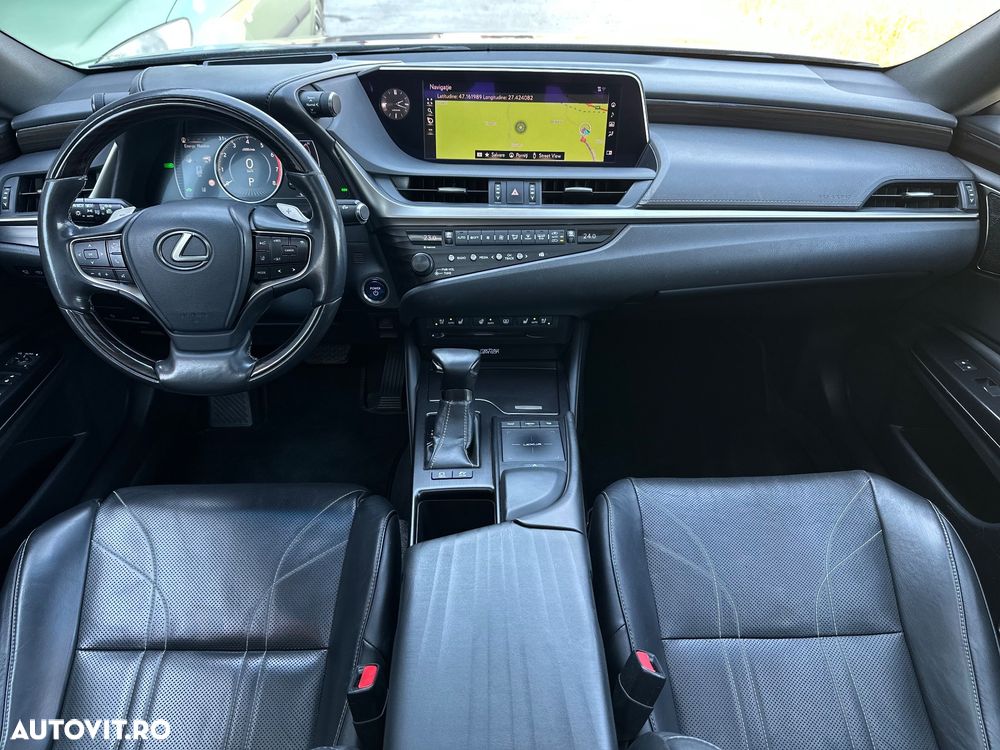 Lexus Seria ES 300h Luxury - 22