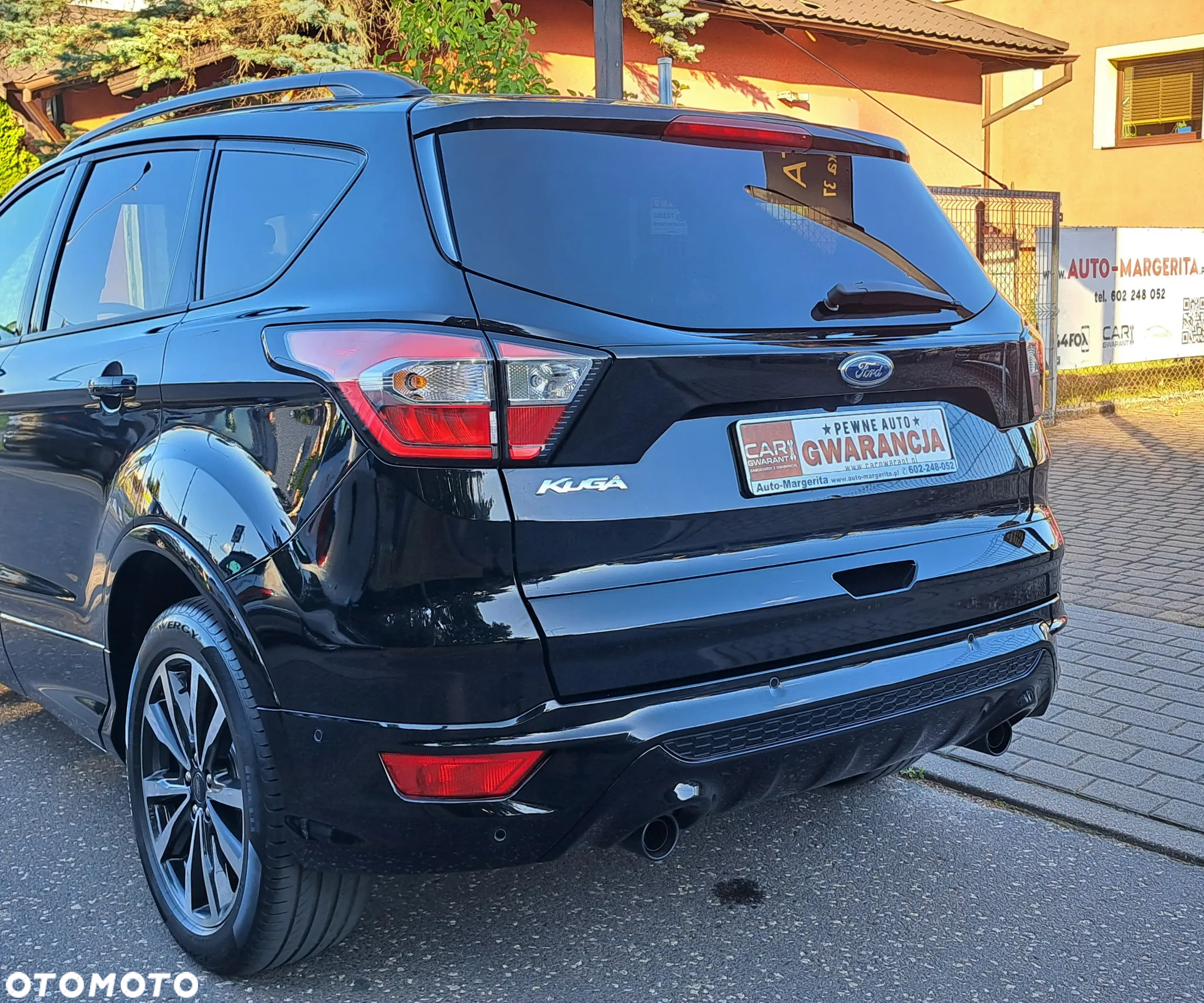 Ford Kuga 1.5 EcoBoost 2x4 ST-Line - 12