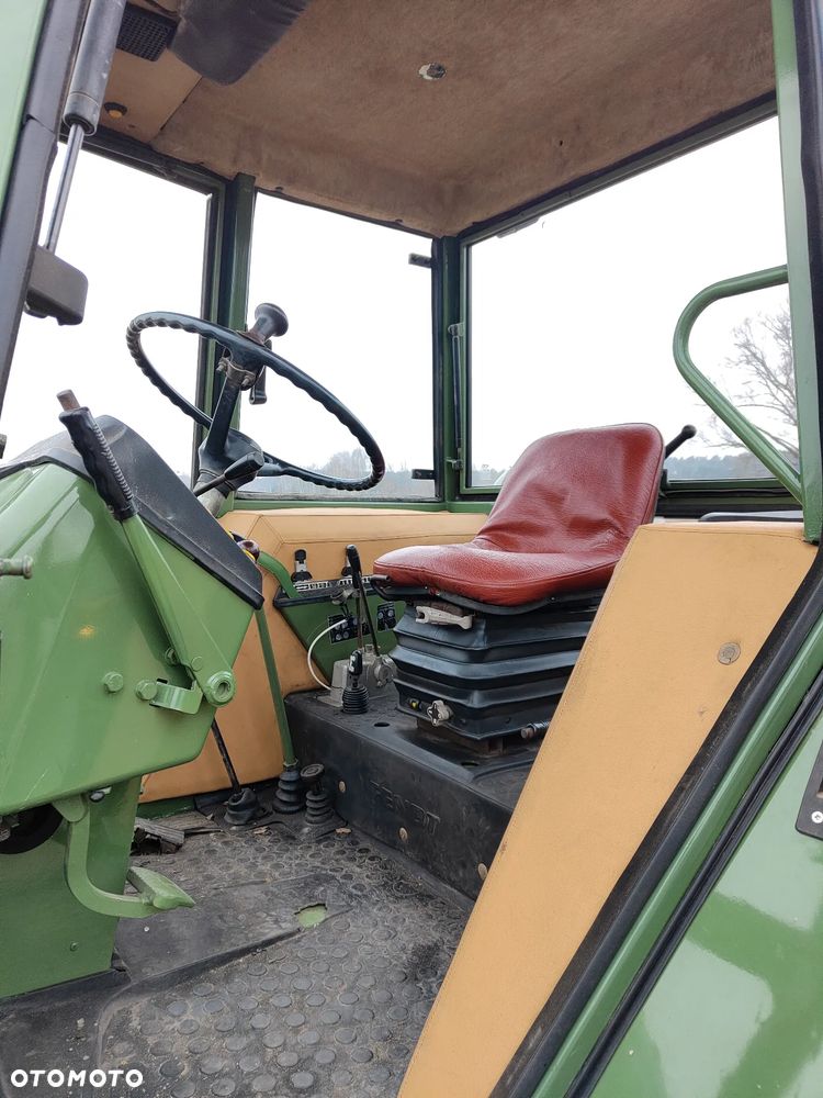 Fendt 306LS 4x4 +ładowacz czołowy - 4