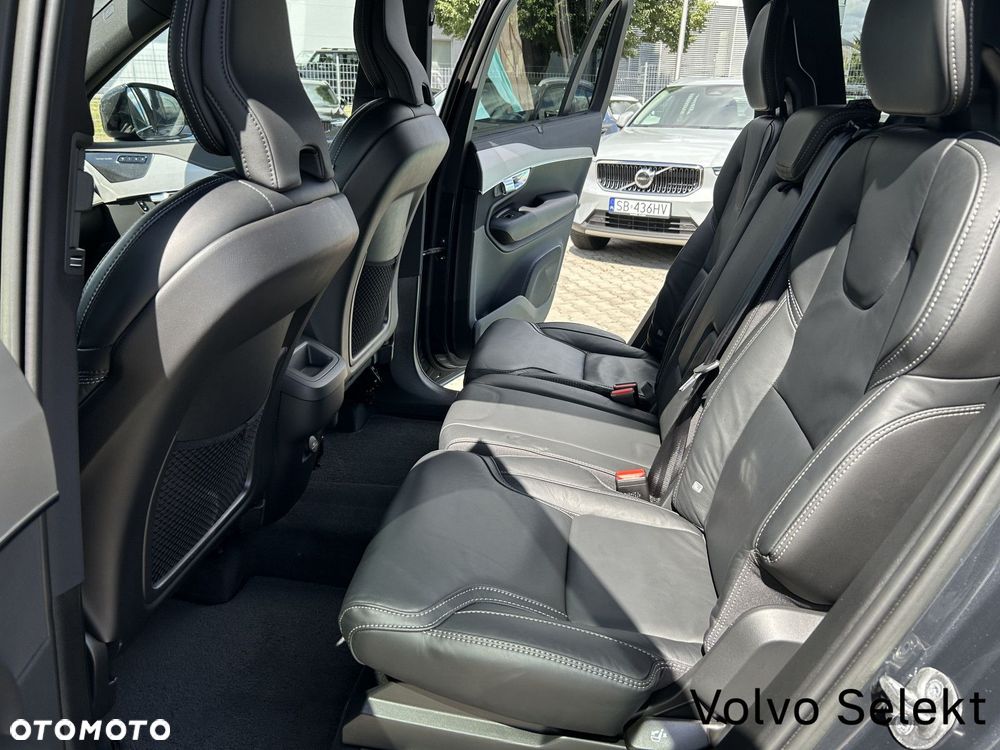 Volvo XC 90 - 28