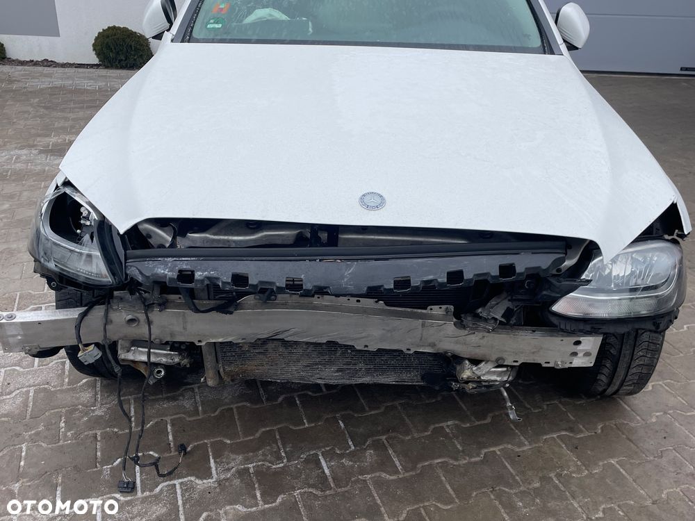 Mercedes-Benz Klasa C 220 d 9G-TRONIC Edition - 3