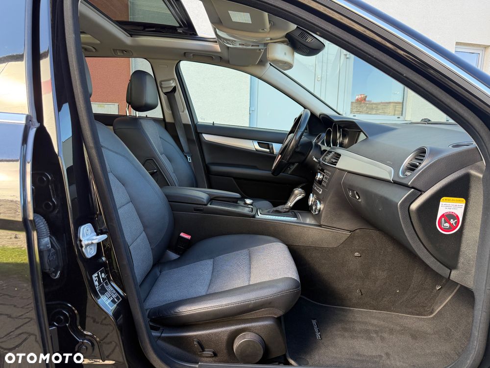 Mercedes-Benz Klasa C 220 CDI 7G-TRONIC Avantgarde Edition - 15