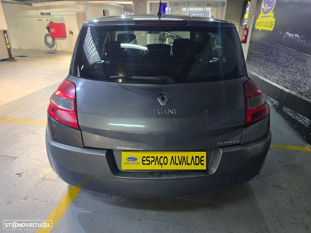 Renault Mégane 1.5 dCi Confort - 5
