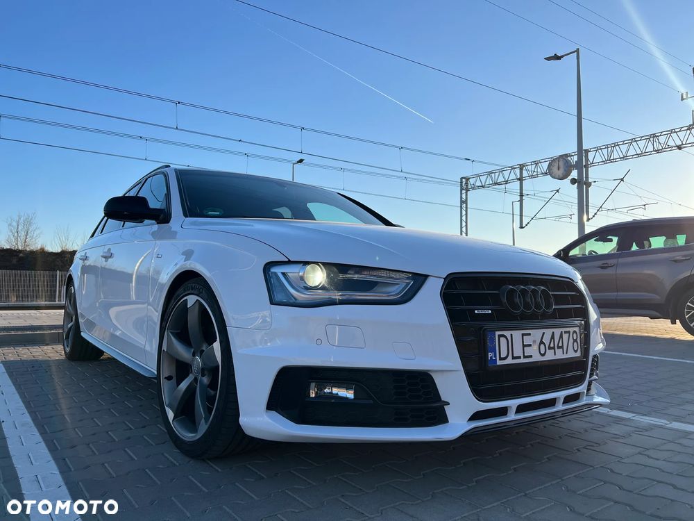 Audi A4 Avant 2.0 TDI DPF clean diesel quattro S tronic S line Sportpaket - 7