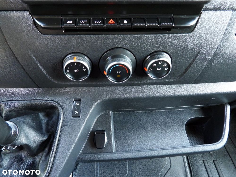 Renault MASTER  PLANDEKA 10 PALET WEBASTO TEMPOMAT LEDY PNEUMATYKA KLIMATYZACJA  165KM - 35