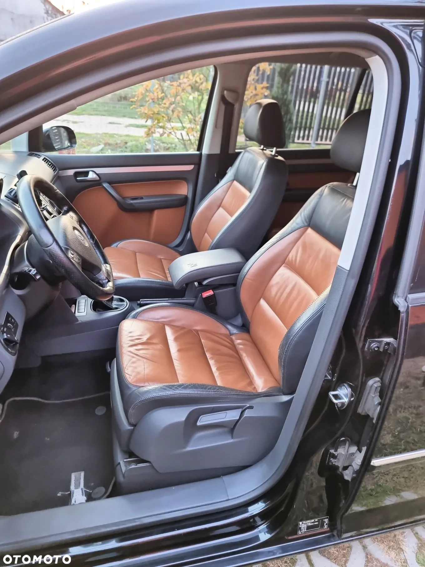 Volkswagen Touran 2.0 TDI DPF Highline - 15