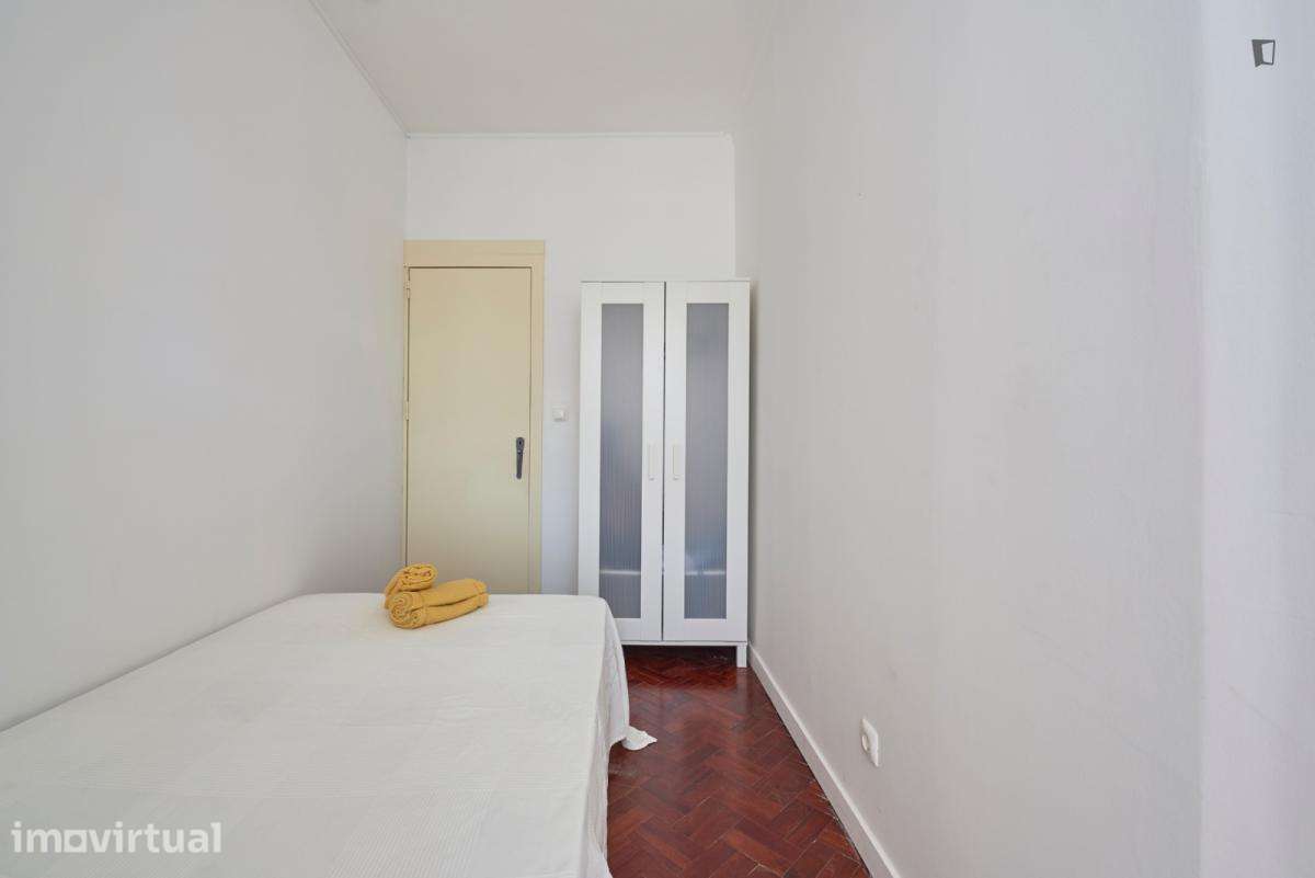 Quarto - localizado em Saldanha Lisbon - Grande imagem: 5/46