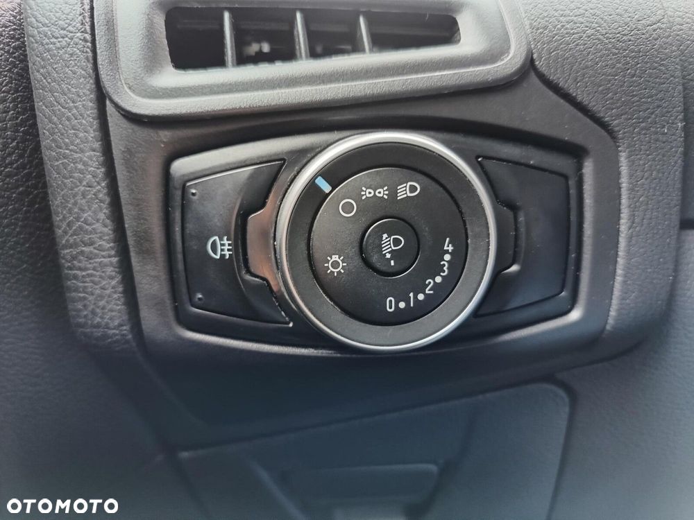 Ford Focus 1.5 EcoBlue Trend - 20