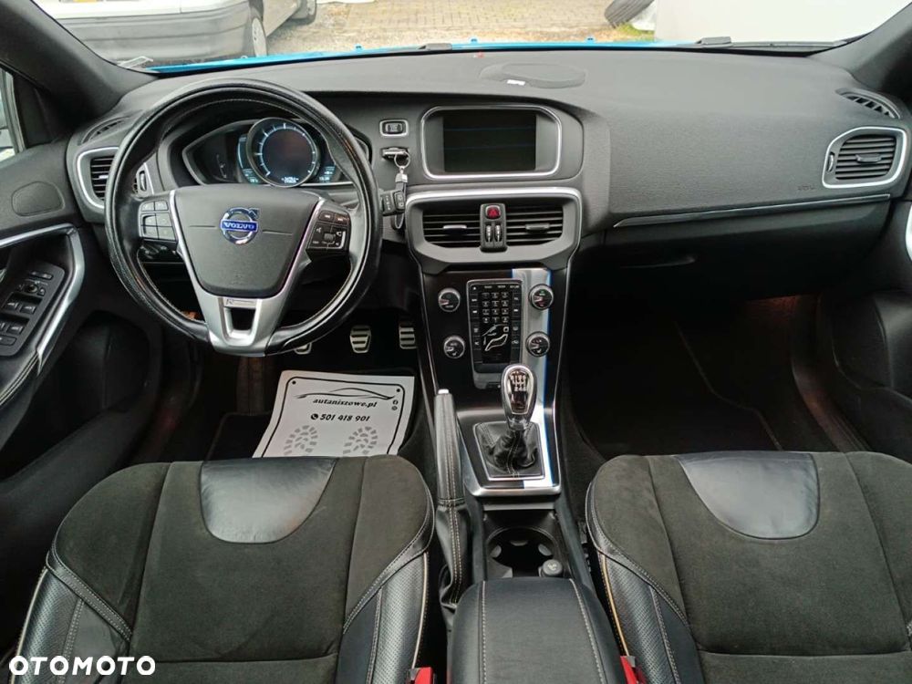 Volvo V40 - 9