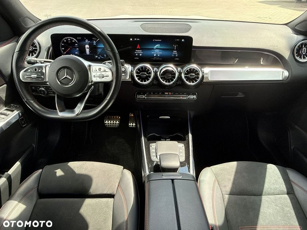 Mercedes-Benz GLB 200 7G-DCT - 23