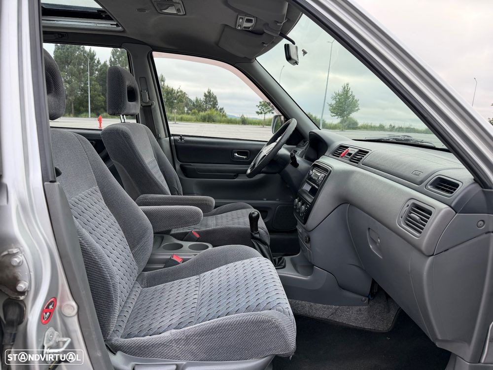 Honda CR-V 2.0 ES - 13