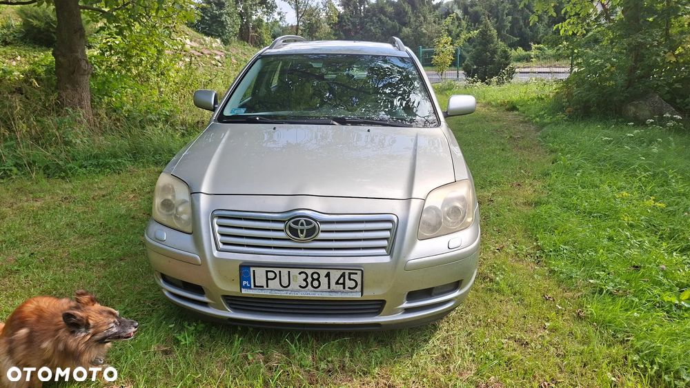 Toyota Avensis 1.8 VVT-i Sol - 1