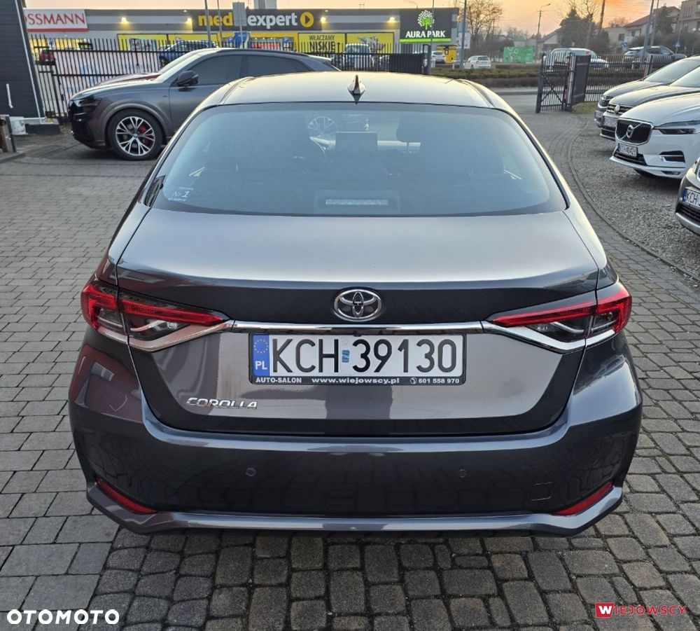 Toyota Corolla - 9