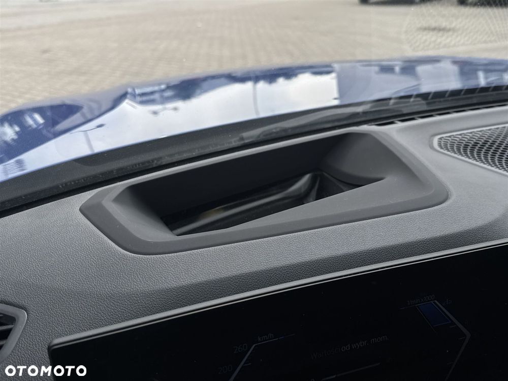 BMW Seria 3 320d xDrive - 9