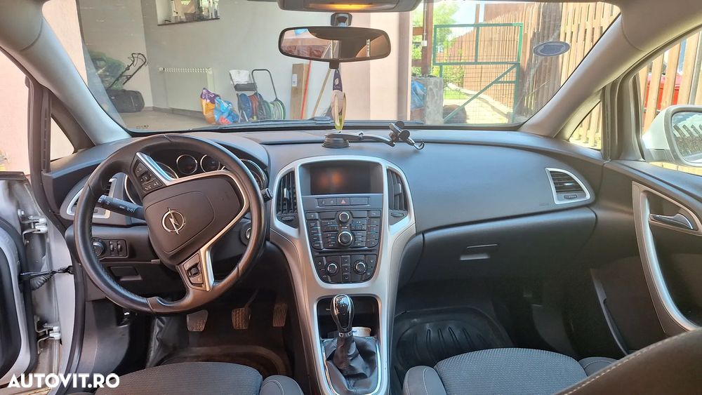 Opel Astra - 9