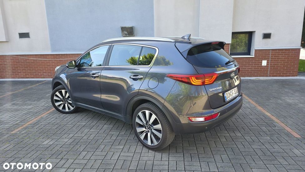 Kia Sportage 1.6 CRDI 2WD SPIRIT - 10