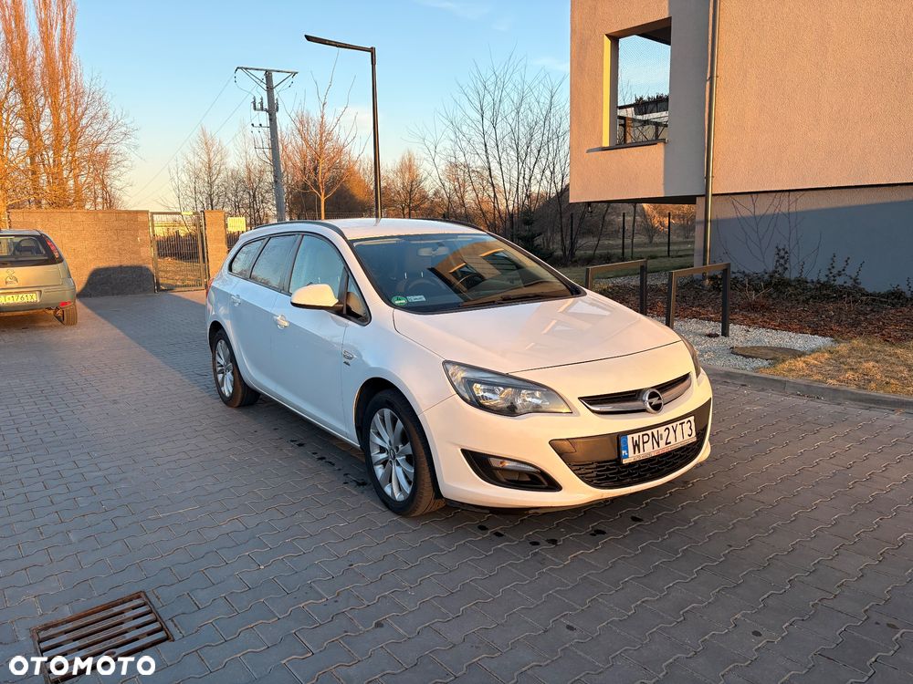 Opel Astra 1.7 CDTI Enjoy - 1