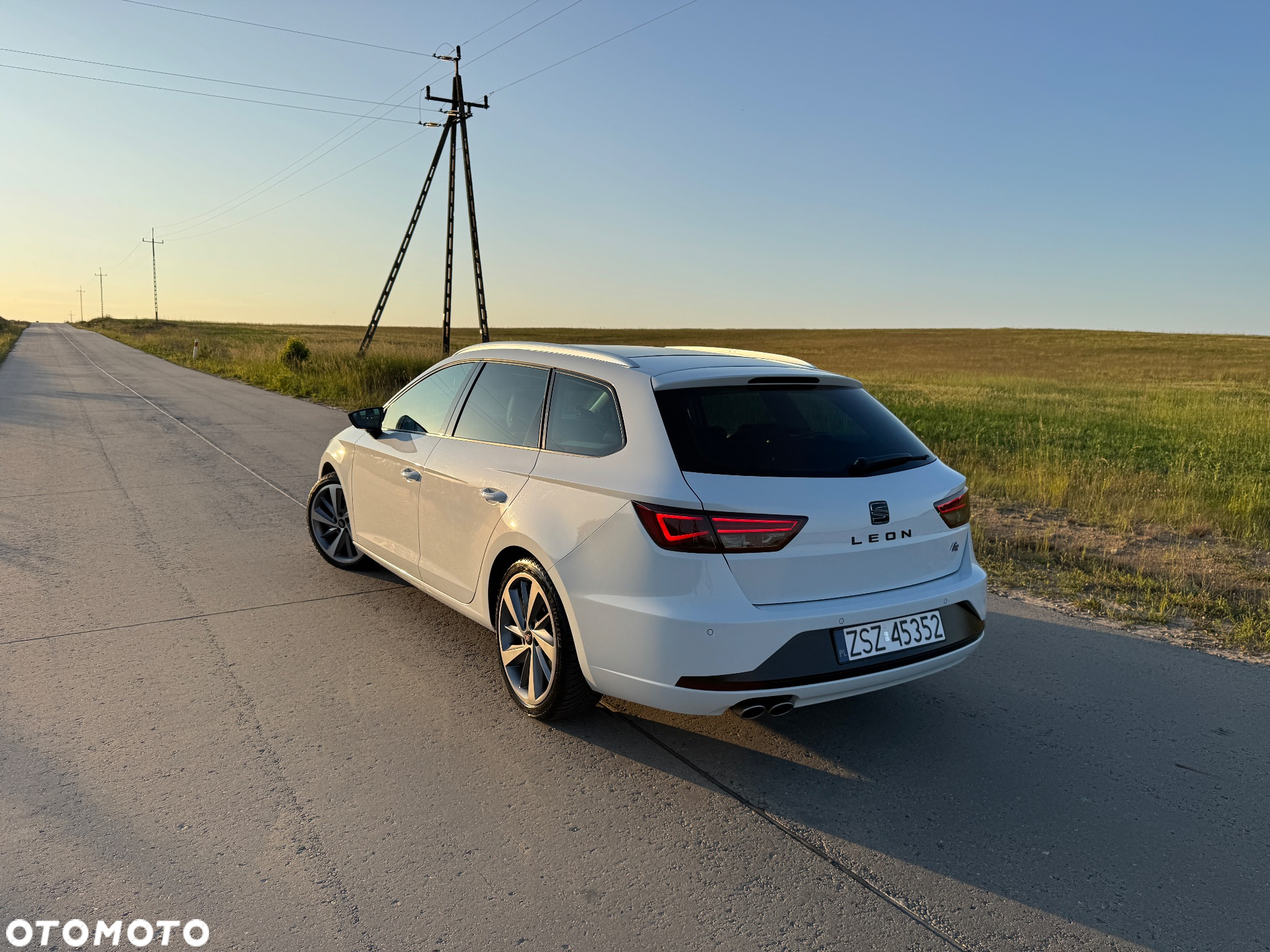 Seat Leon 2.0 TDI DPF Start&Stop FR - 2