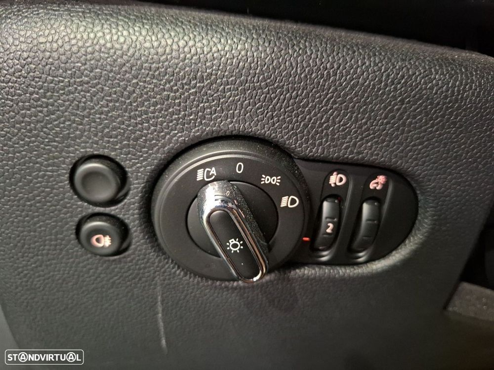 MINI 3 Portas Cooper SE - 19