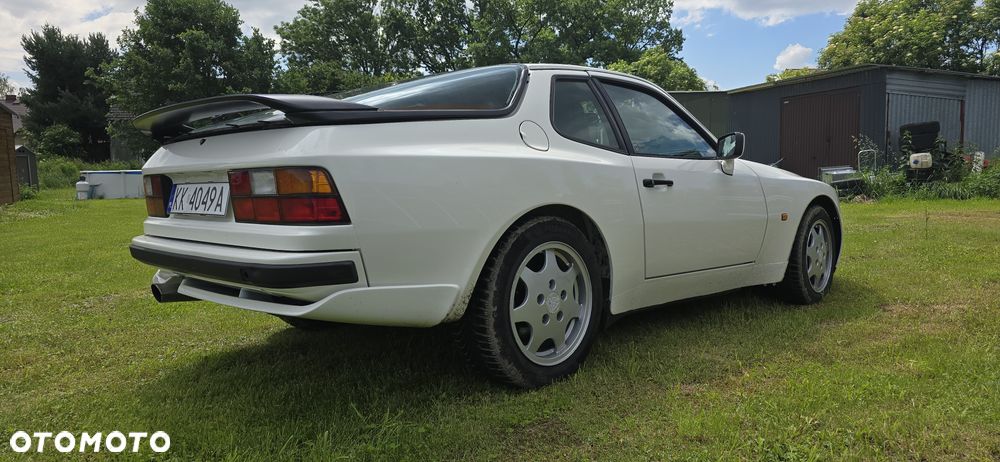Porsche 944 - 4