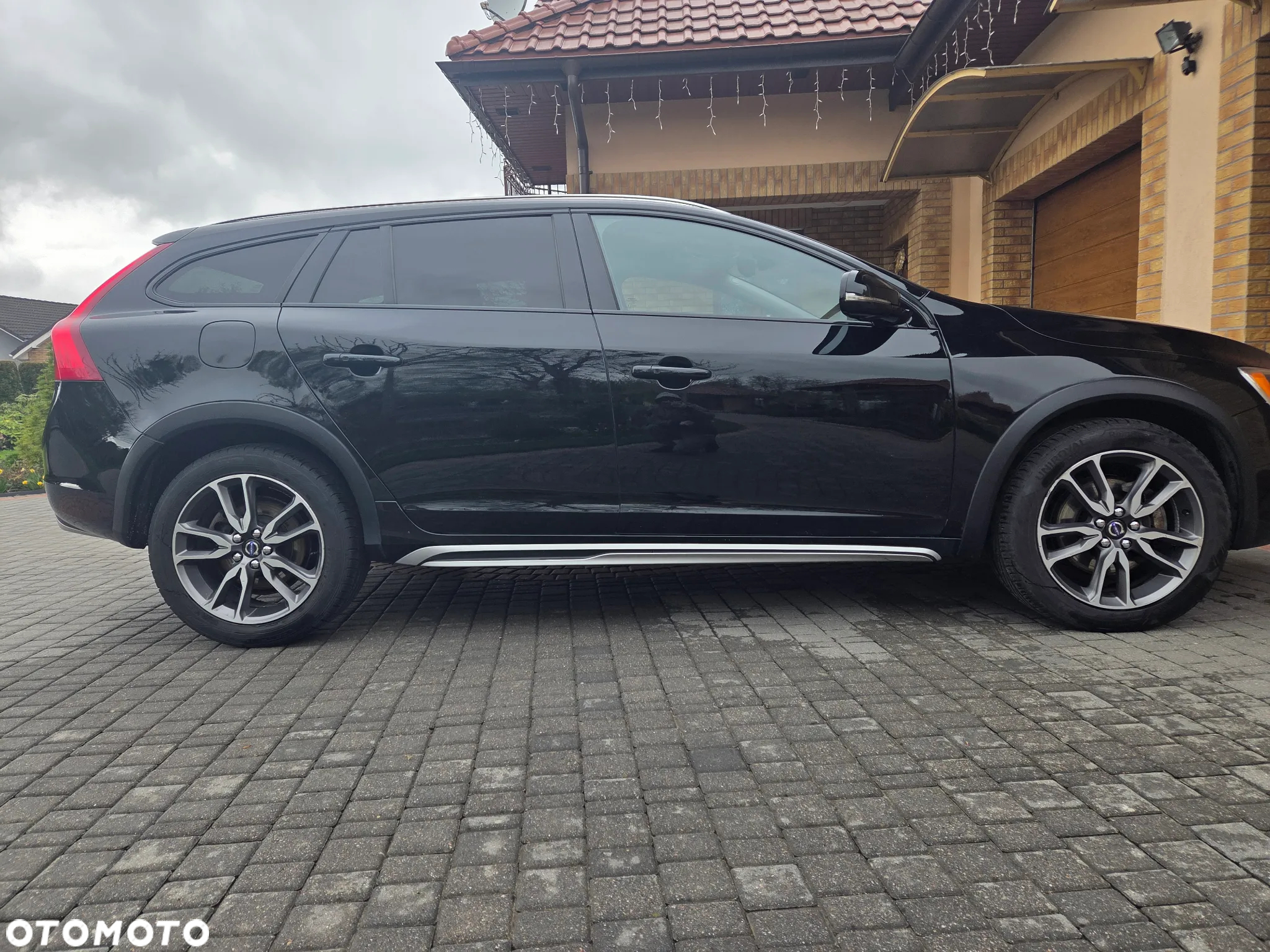 Volvo V60 Cross Country T5 AWD Summum - 6