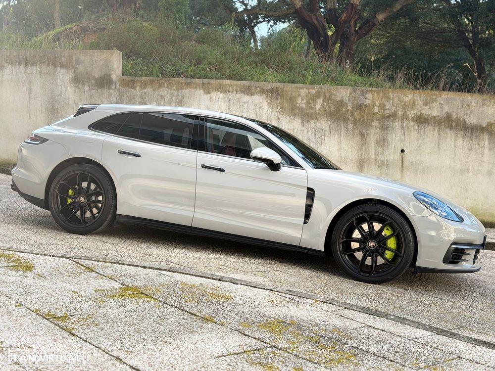 Porsche Panamera Sport Turismo 4 E-Hybrid Platinum Edition - 19