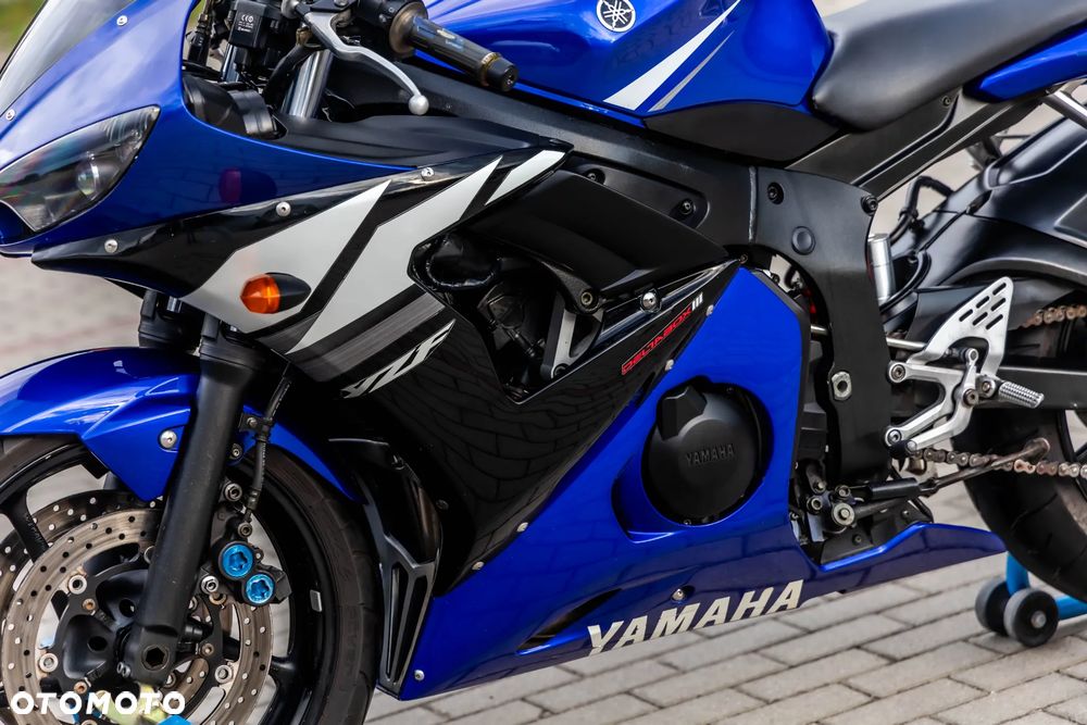 Yamaha R6 - 17